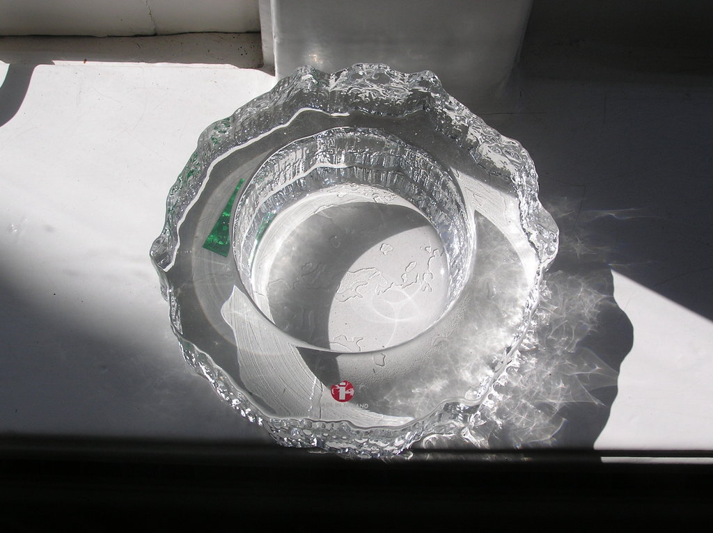 Glazen asbak "Aslak" ontwerp Tapio Wirkkala voor Iitala verkocht voor € 14!