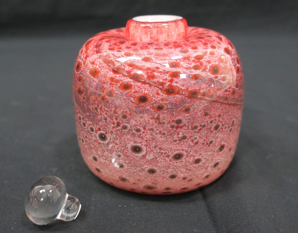 Mieke Groot: Handgeblazen glazen vaasje kopen? Bied vanaf 1!