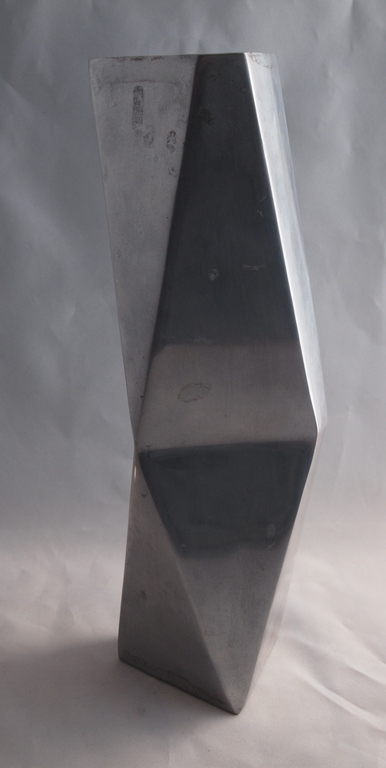 Aluminium Polygoon vormige vaas kopen? Bied vanaf 45!