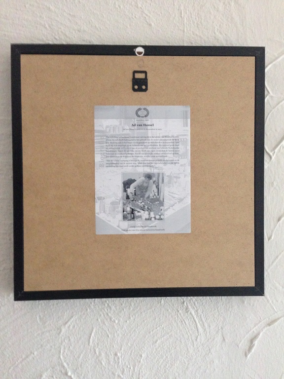 AD VAN HASSEL, 'Tulpen Paars' - schilderij: acrylverf op MDF (incl. lijst) kopen? Bied vanaf 1!