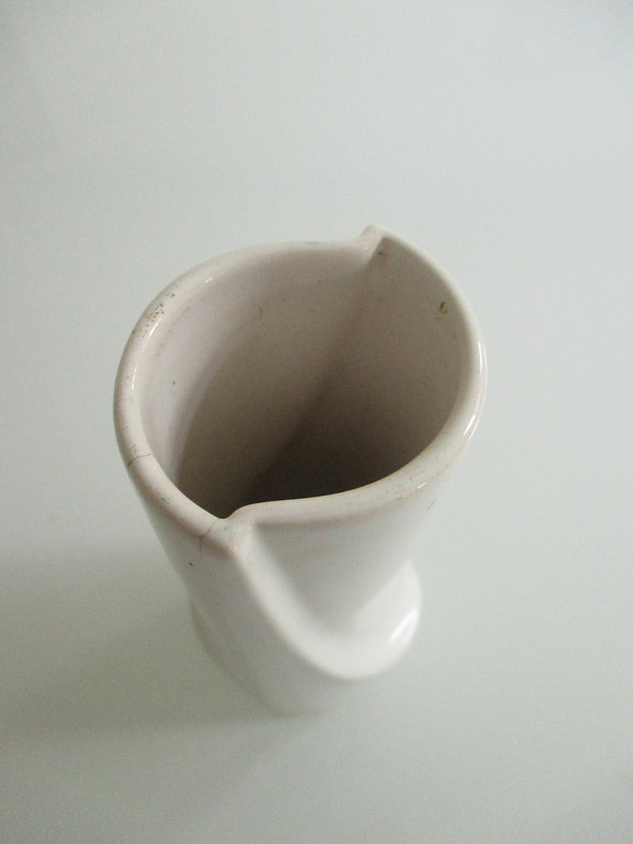 Jeroen Bechtold, Porseleinen vaas van de Plateelfabriek Flora kopen? Bied vanaf 7!