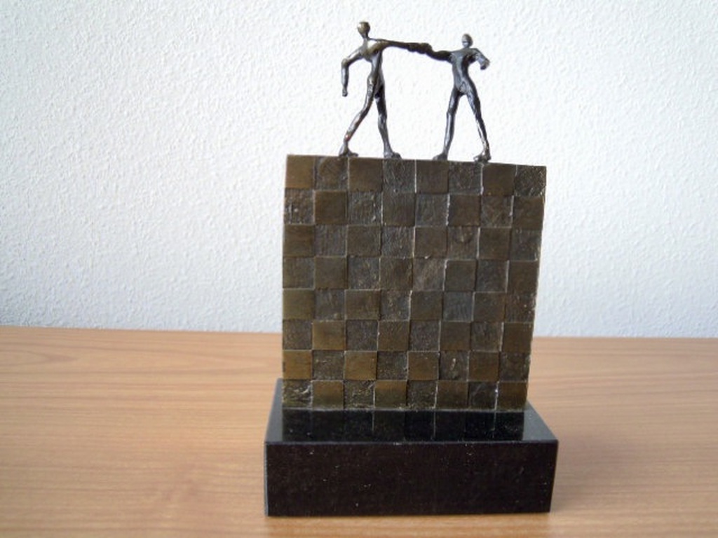 CORRY AMMERLAAN prachtig bronzen beeld 19 cm hoog. kopen? Bied vanaf 45!