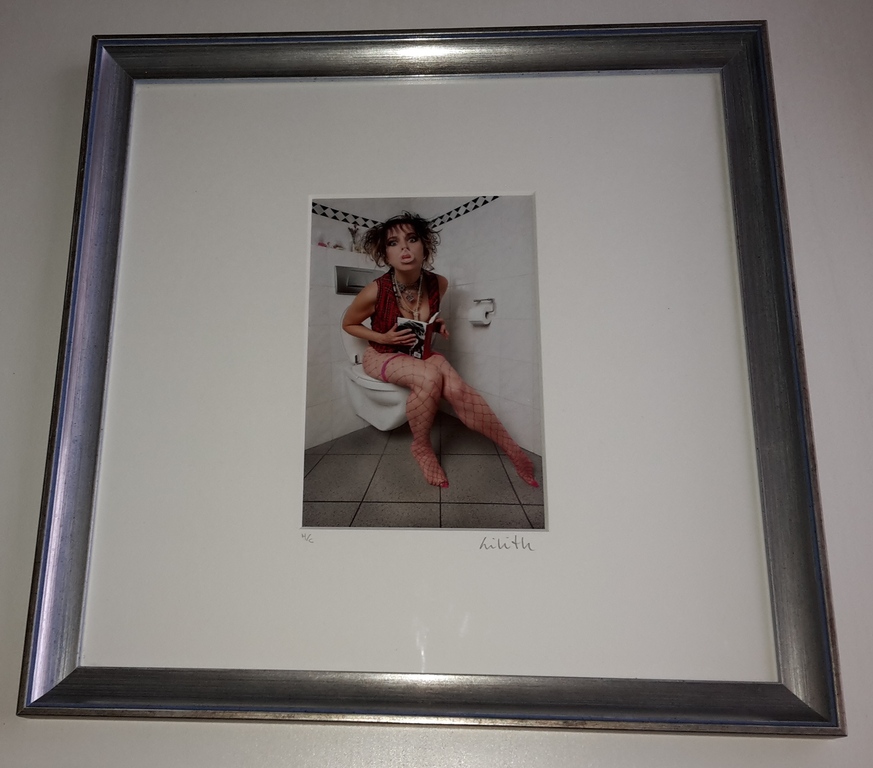 Lilith - Gotcha; reading a book kopen? Bied vanaf 295!