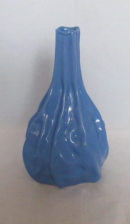 Zenith Gouda - Bijzonder hardblauw platelen vaasje kopen? Bied vanaf 25!