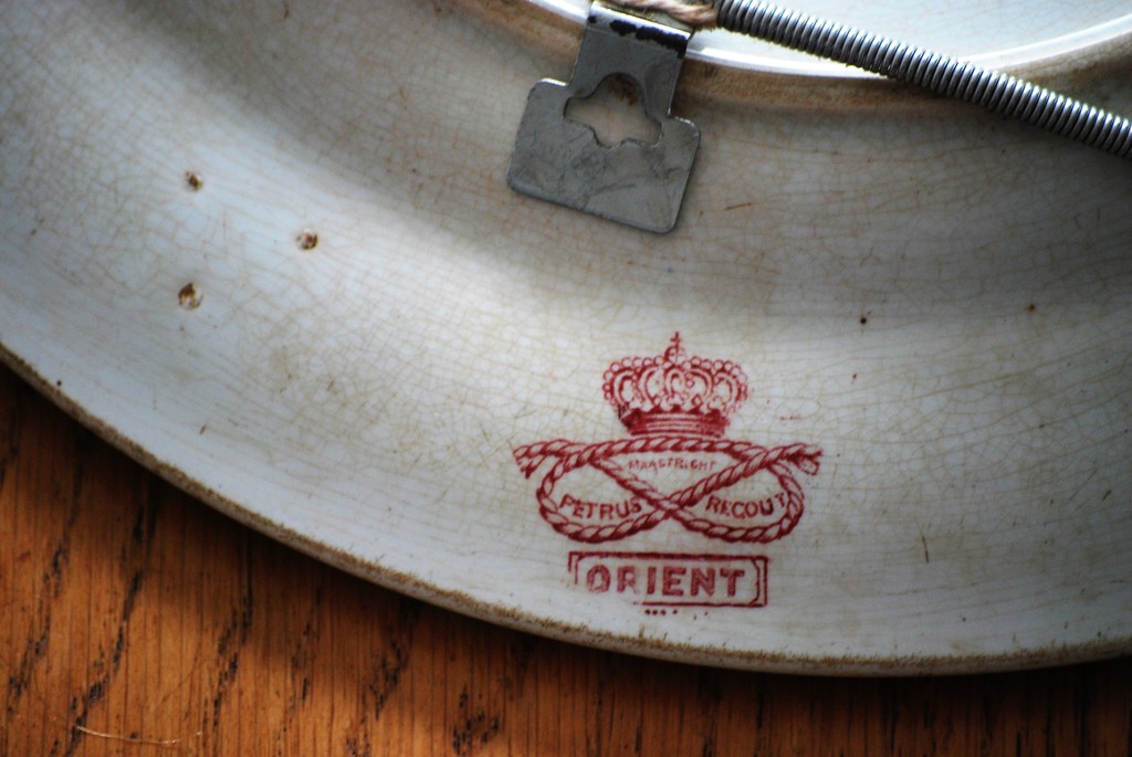 Petrus Regout (1855 - 1880) - wandsierbord kopen? Bied vanaf 1!