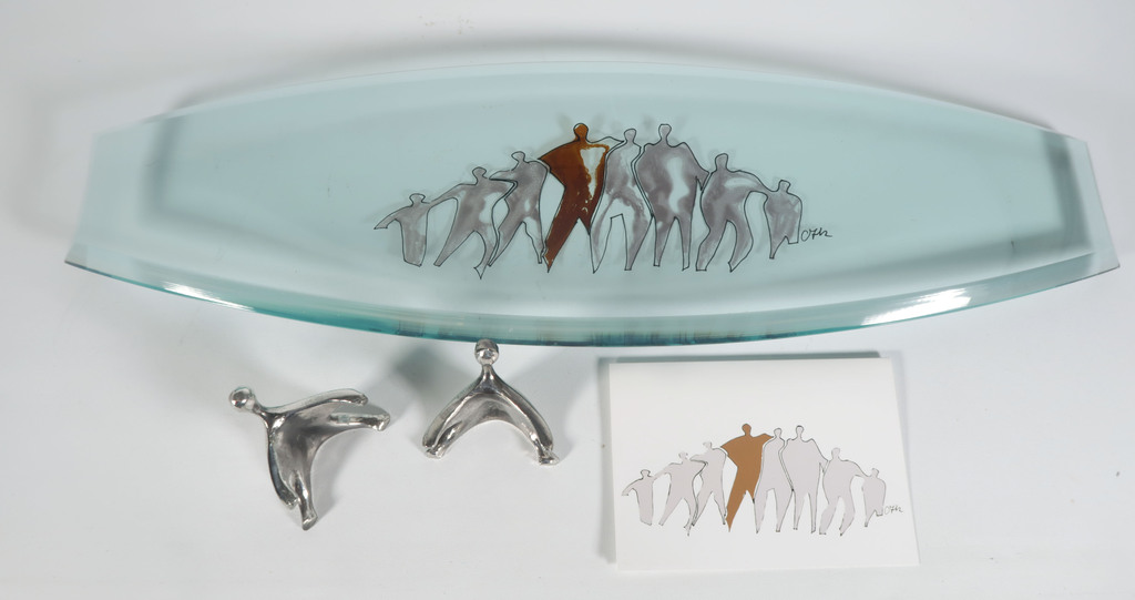 Corry Ammerlaan: Glazen schaal met twee metalen sculpturen in houten bewaarbox kopen? Bied vanaf 1!
