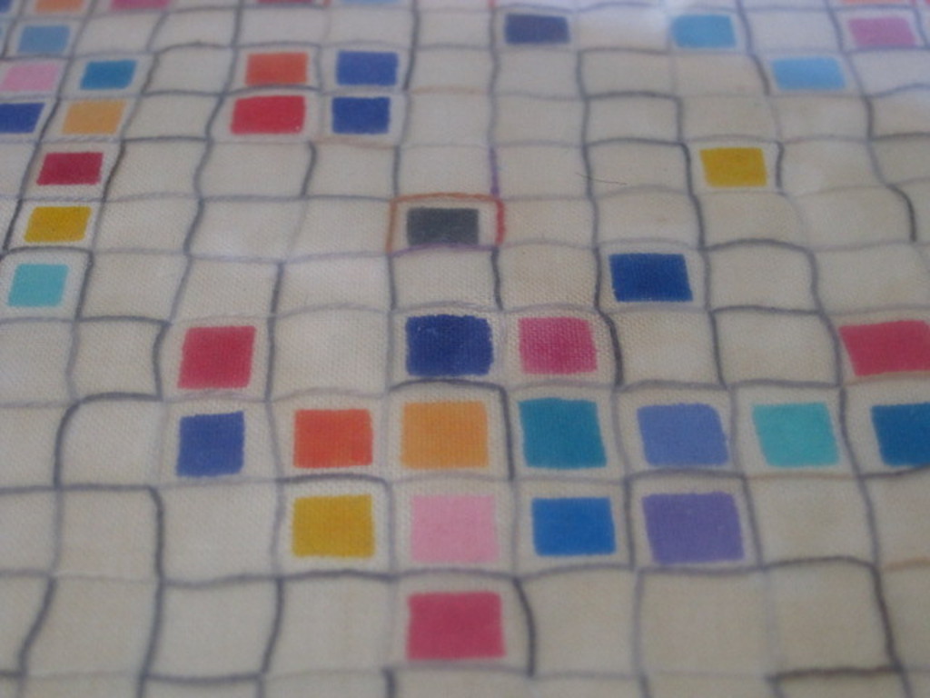 uniek relief borduurwerk op textiel "compositie" van Helene Briels (1954 -) verkocht voor € 90!