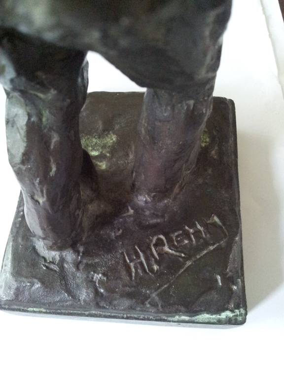 Han Rehm, bronzen sculpture, man met knapzak kopen? Bied vanaf 650!