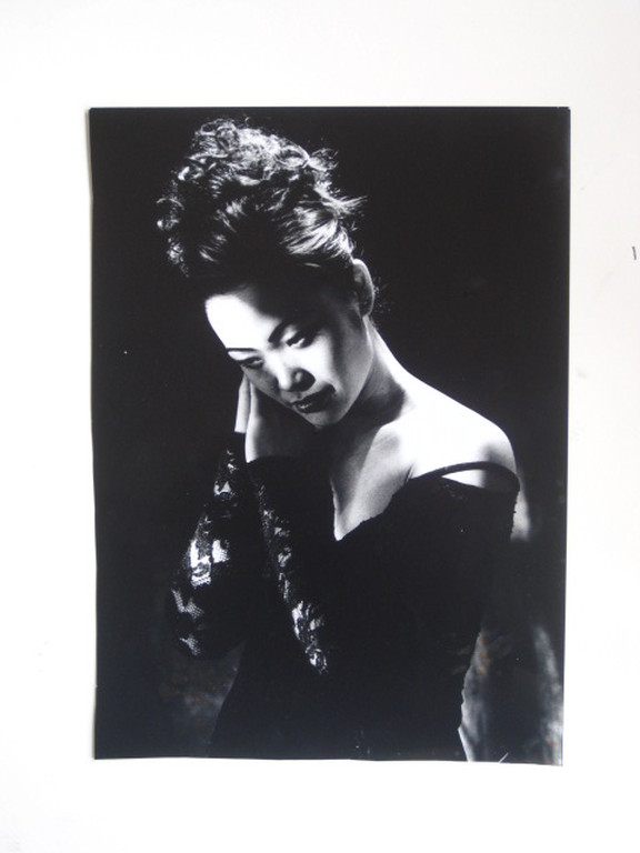 theo Lode de Leede 1934-2004 - unica z/w foto "orientaals model" niet gesigneerd kopen? Bied vanaf 1!