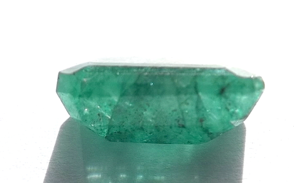 Gecertificeerde Natuurlijke Smaragd van 5.50 karaat kopen? Bied vanaf 1!