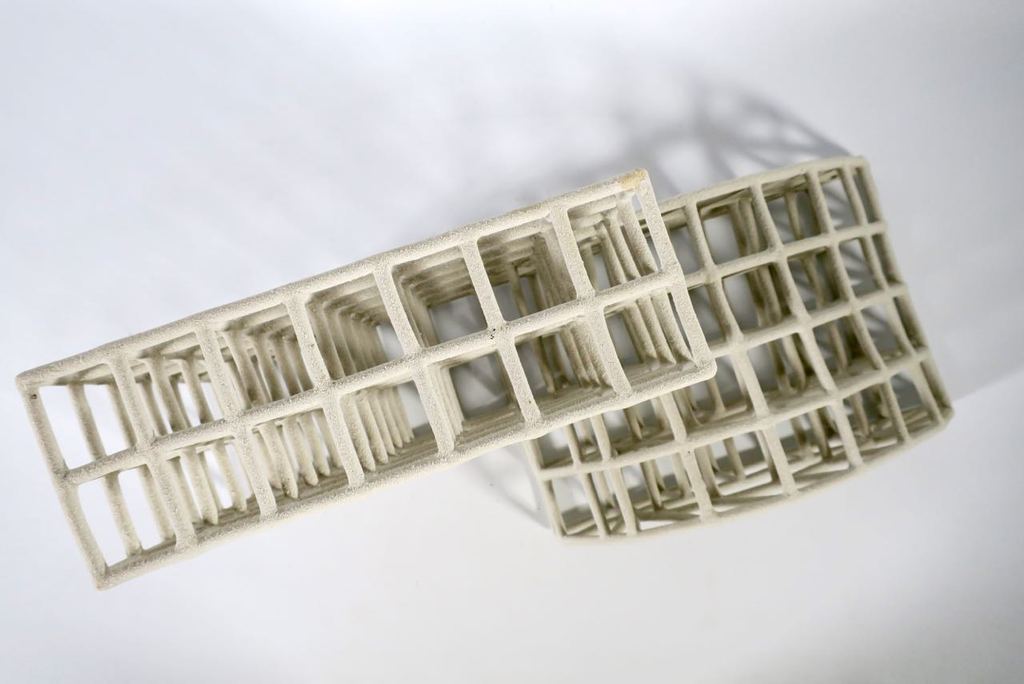 Netty van den Heuvel: Keramiek, Z.T. kopen? Bied vanaf 100!