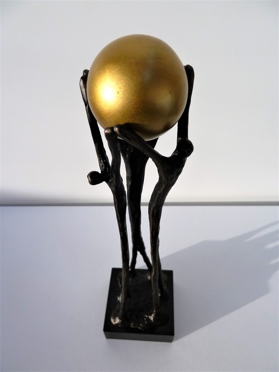 "Gebundelde samenwerking" kopen? Bied vanaf 40!