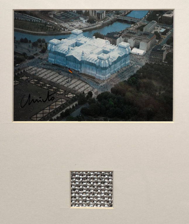 Christo- Reichstag- handgesigneerd en ingelijst- FREE SHIP kopen? Bied vanaf 99!
