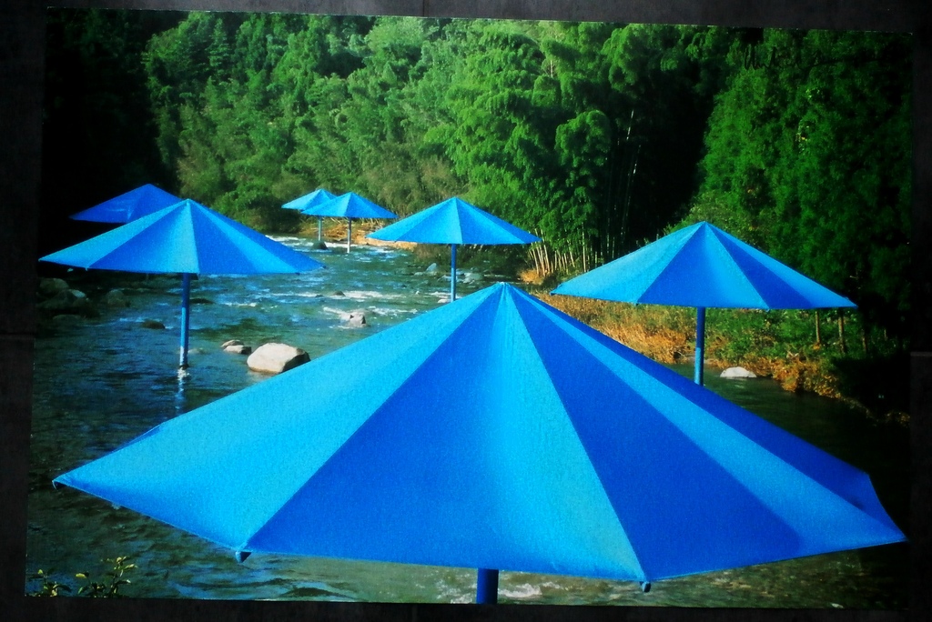 Christo - fotolitho : The Umbrella's Japan - gesigneerd kopen? Bied vanaf 75!