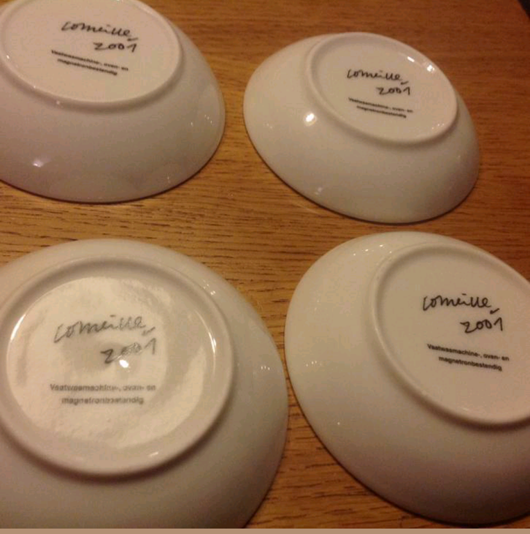 Set van 4 Corneille schaaltjes. kopen? Bied vanaf 3!