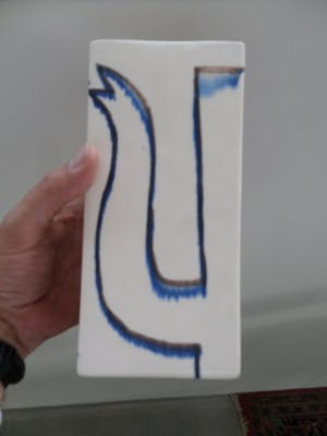 Klaas Gubbels - Klaas Gubbels, Schildering van Koffiepotten op Vaas, gesigneerd kopen? Bied vanaf 275!