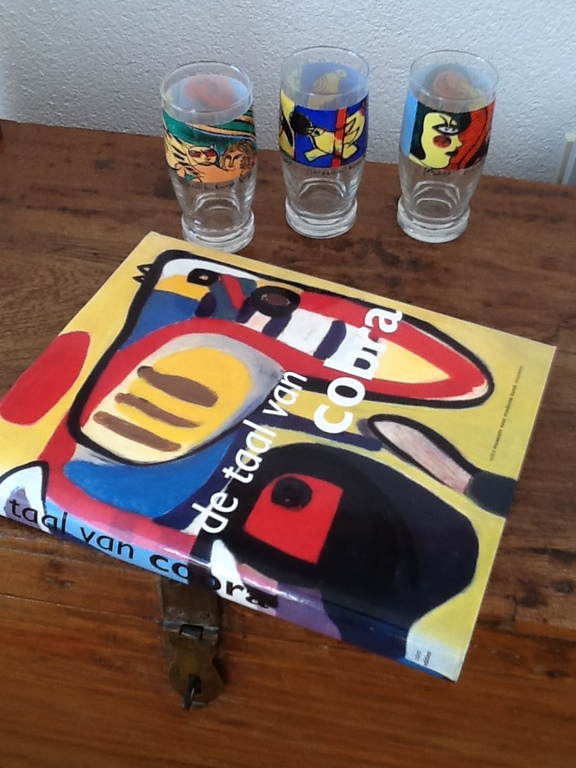 Corneille Cobra Kunstglazen plus boek de Taal van Cobra kopen? Bied vanaf 25!