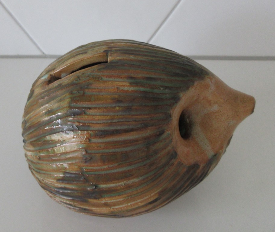 Ongespecificeerd - Marc Goldberg PP Pottery - Kunst aardewerken spaarpot in de vorm van een egel kopen? Bied vanaf 1!