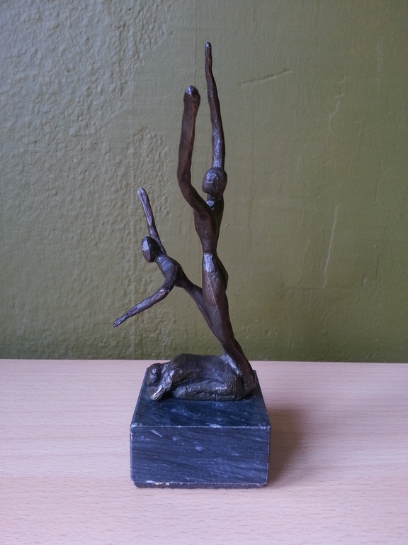 Bronzen beeldje op marmeren sokkel symboliserende winst en verlies kopen? Bied vanaf 65!