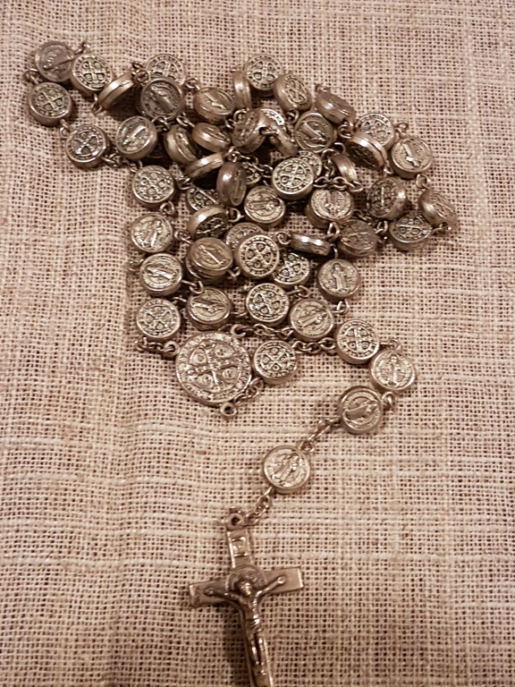 Lot van drie rozenkransen kopen? Bied vanaf 1!