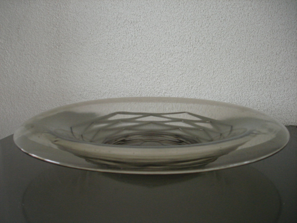 A.D. COPIER: glazen schaal  kopen? Bied vanaf 16!