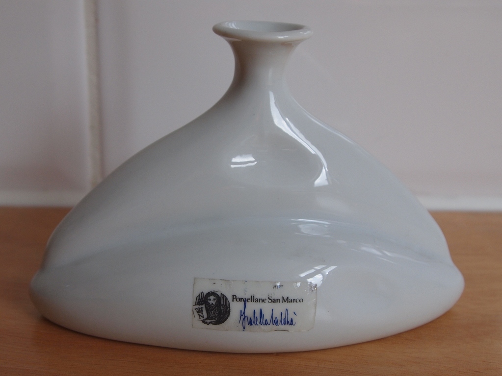 San Marco - een ensemble van porseleinen design vaasjes (zes stuks) kopen? Bied vanaf 35!