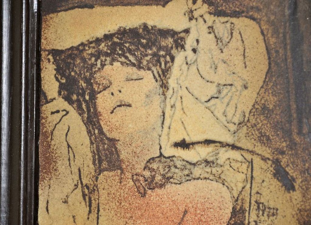 Reinier den Adel: keramisch tableau met liggend naakt kopen? Bied vanaf 80!