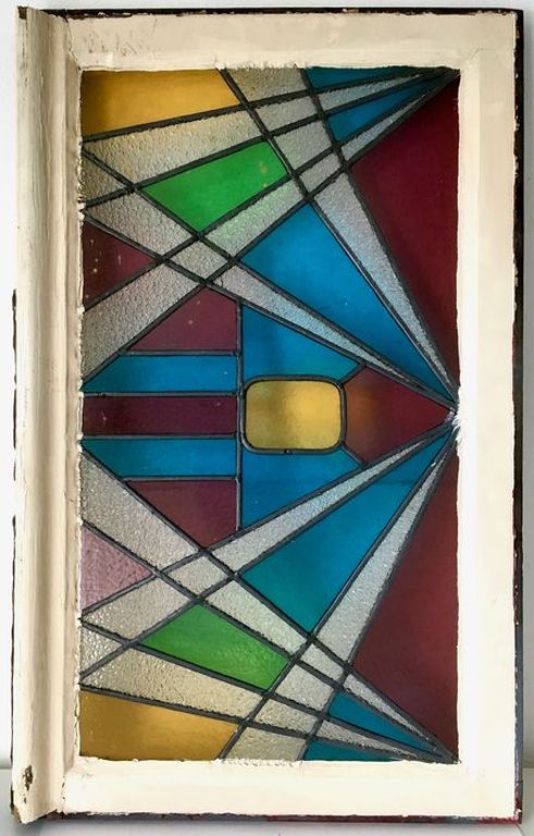 Groot art deco glas-in-lood raam met modernistisch decor ca. 1930 kopen? Bied vanaf 29!