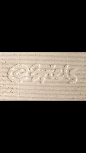 Clemens Briels - Clemens Briels sculptuur - Un Mediodia En La Playa Enamorada kopen? Bied vanaf 100!