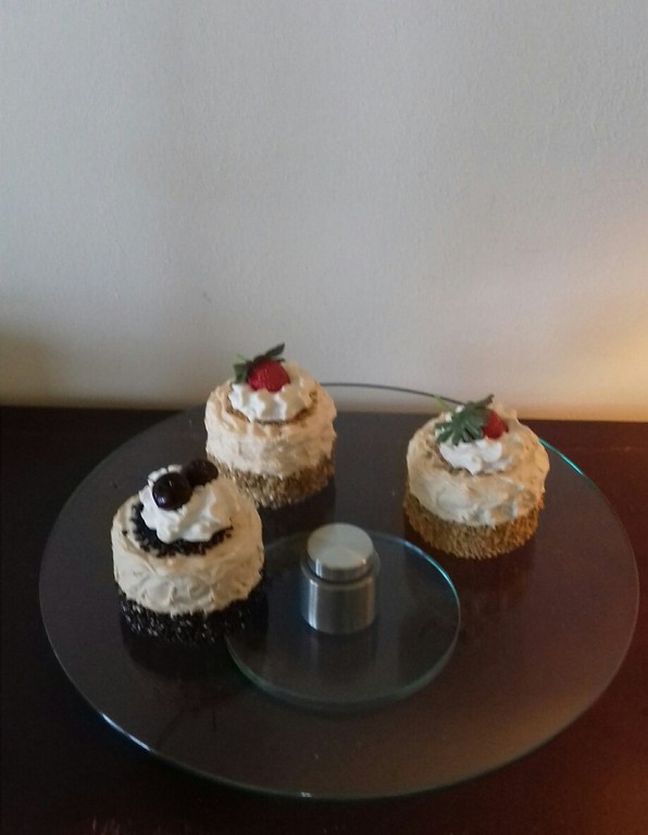 Mooi glazen serveer draaiplateau  kopen? Bied vanaf 15!