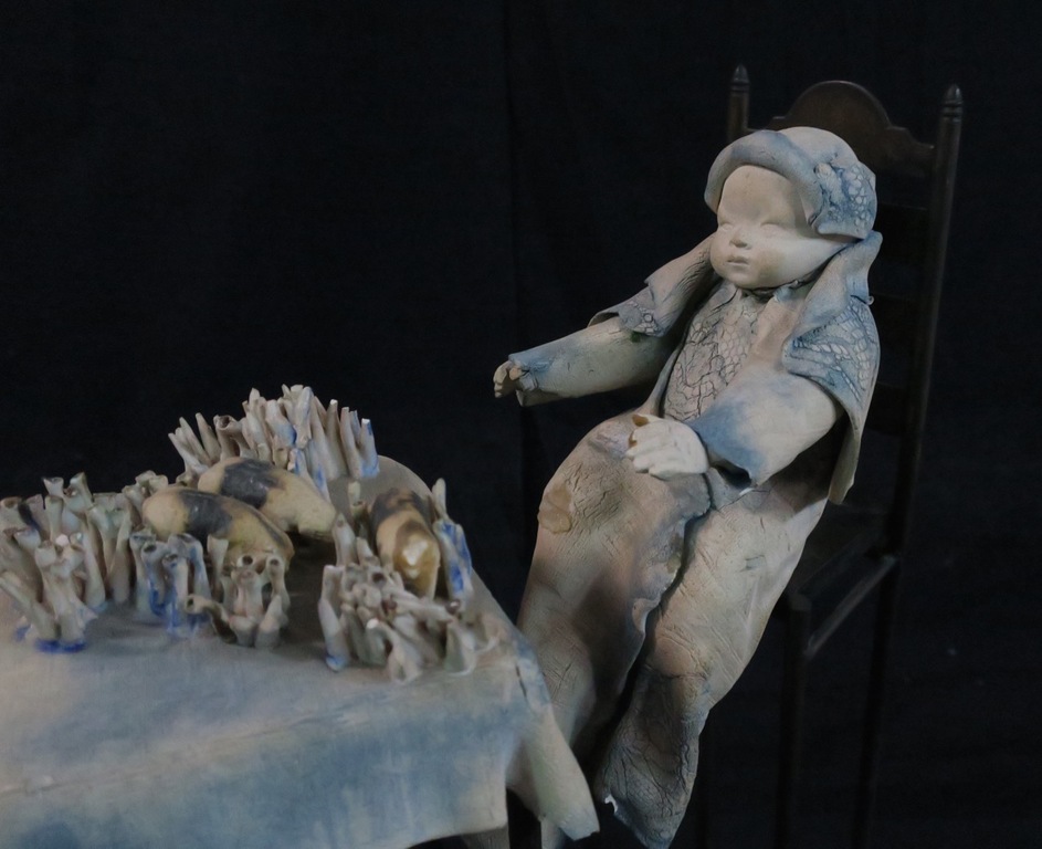 Dick Versluis: Object van keramiek en staal, Kind aan tafel kopen? Bied vanaf 50!