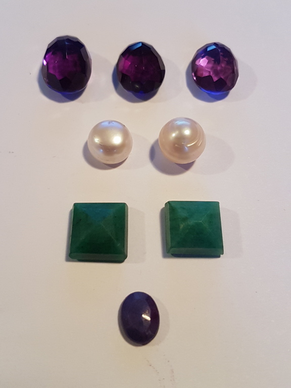 Edelstenen-Lotto Fantasia-(8pz)-3Ametiste-2Smeraldi-2Parels-1lapislazzulo blu kopen? Bied vanaf 10!