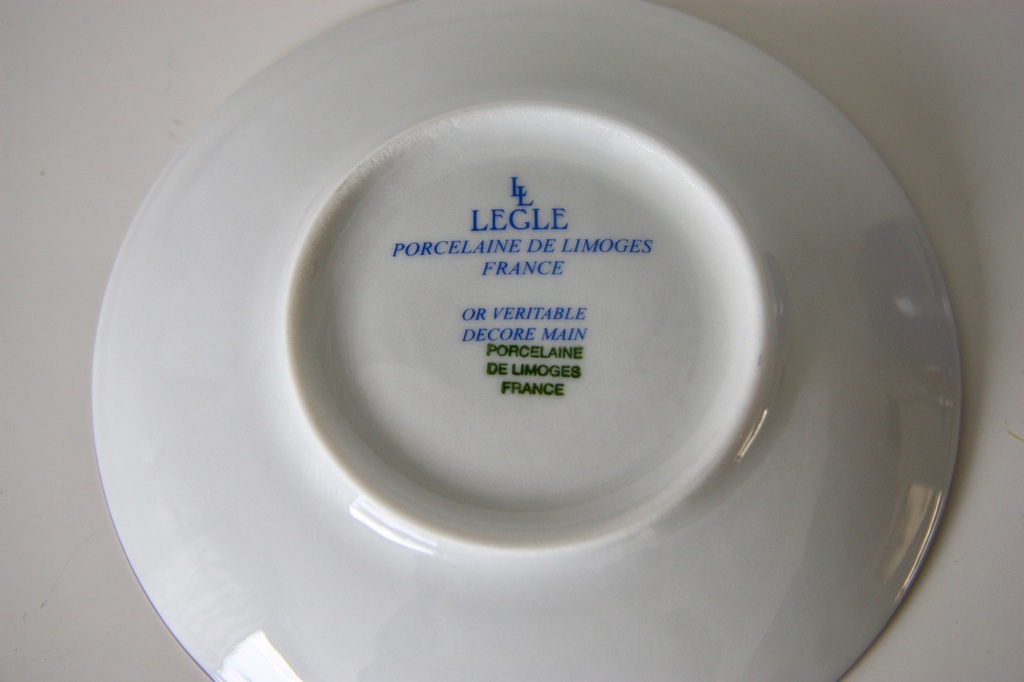 Limoges Legle - 2 stuks kop en schotel kopen? Bied vanaf 20!