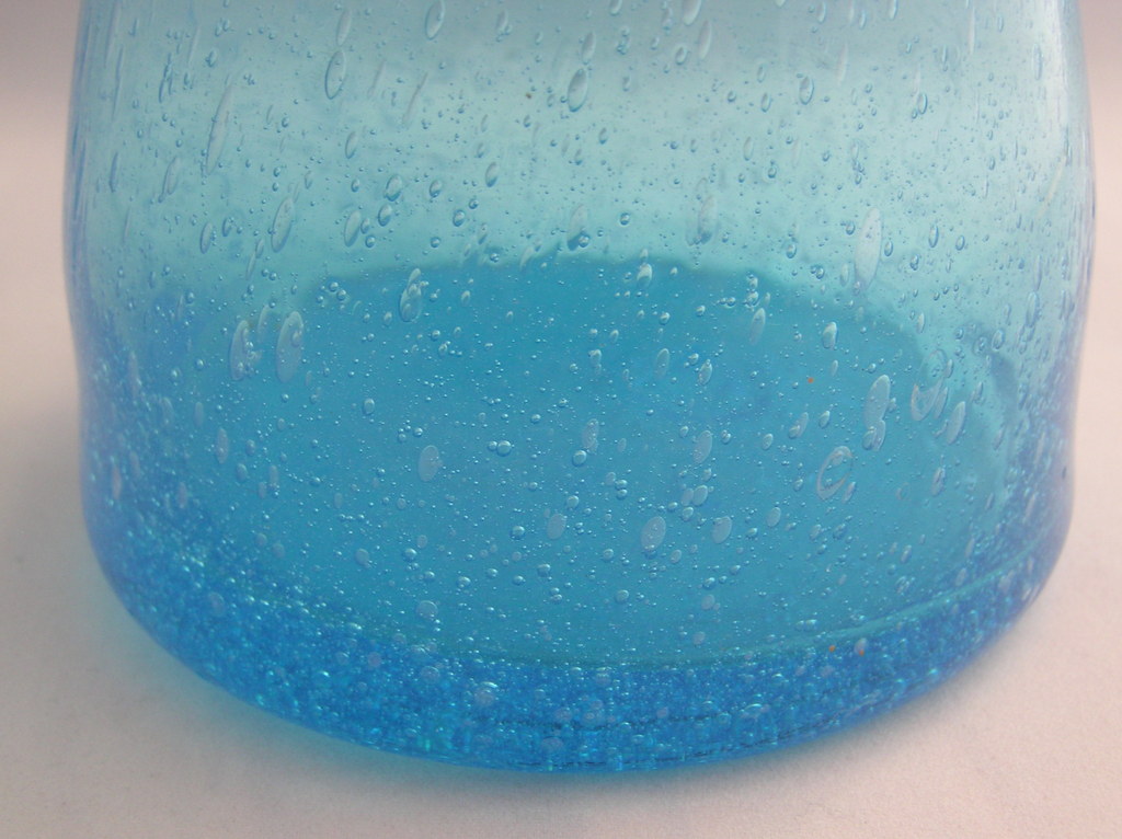 Kristalunie Maastricht Felblauwe Bubbelvaas, Max Verboeket? kopen? Bied vanaf 1!