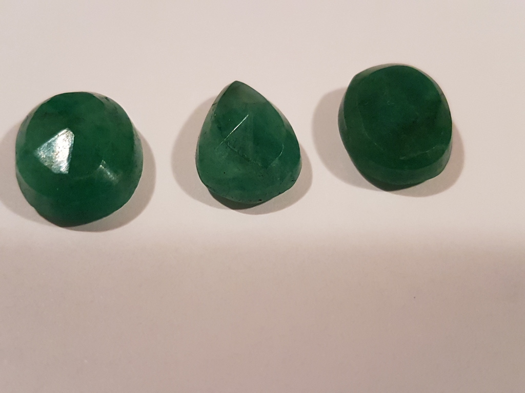Lotto emeralds-3 pz kopen? Bied vanaf 5!