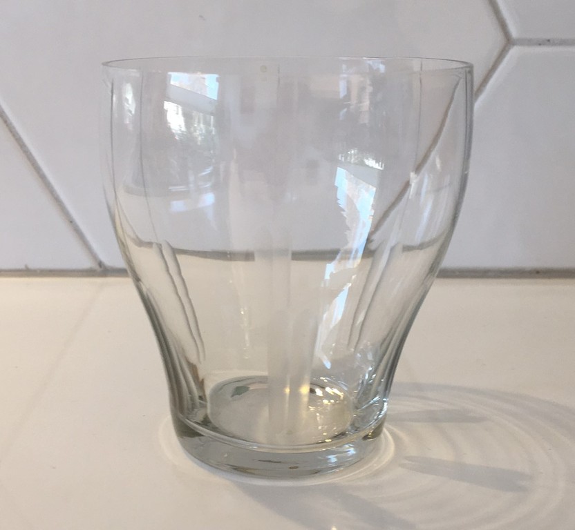 Floris Meydam voor Leerdam - 9 waterglazen met luciferslijpsel servies "Tulp"  kopen? Bied vanaf 28!