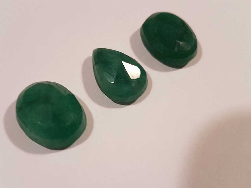 Lotto emeralds-3 pz kopen? Bied vanaf 5!