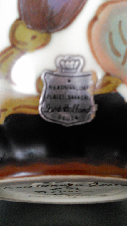 Gouda plateel vaas "Dora" kopen? Bied vanaf 11!