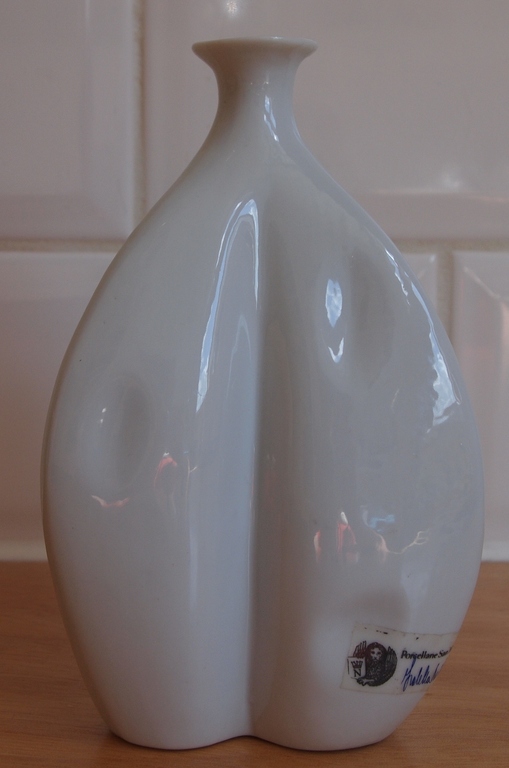 San Marco - een ensemble van porseleinen design vaasjes (zes stuks) kopen? Bied vanaf 35!