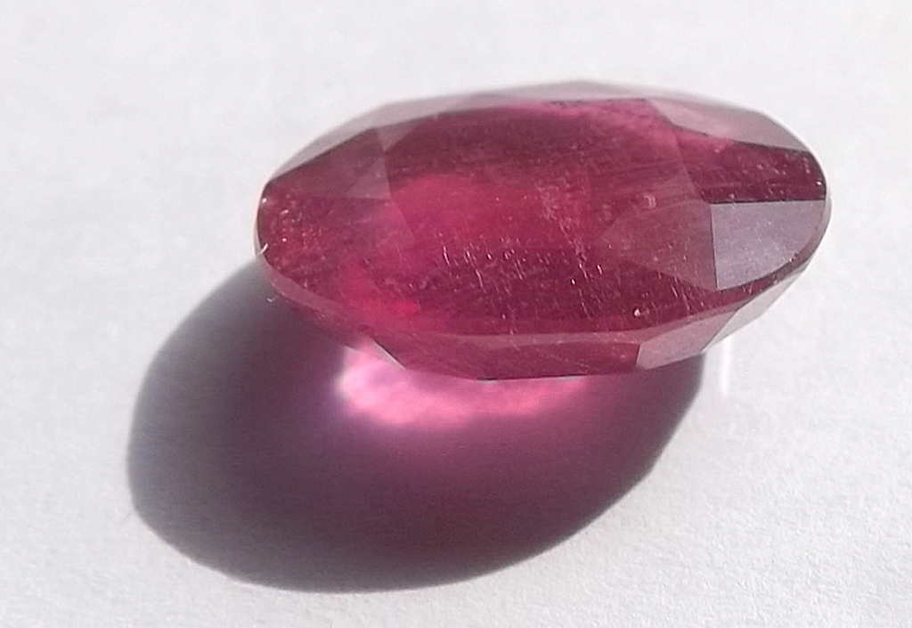 Gecertificeerde Natuurlijke Robijn van 7.44 karaat kopen? Bied vanaf 1!