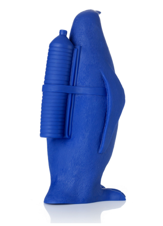 William Sweetlove: Gerecycled Plastic, Penguin met waterfles kopen? Bied vanaf 220!
