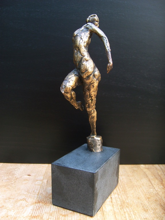 Bronzen beeldje   kopen? Bied vanaf 225!
