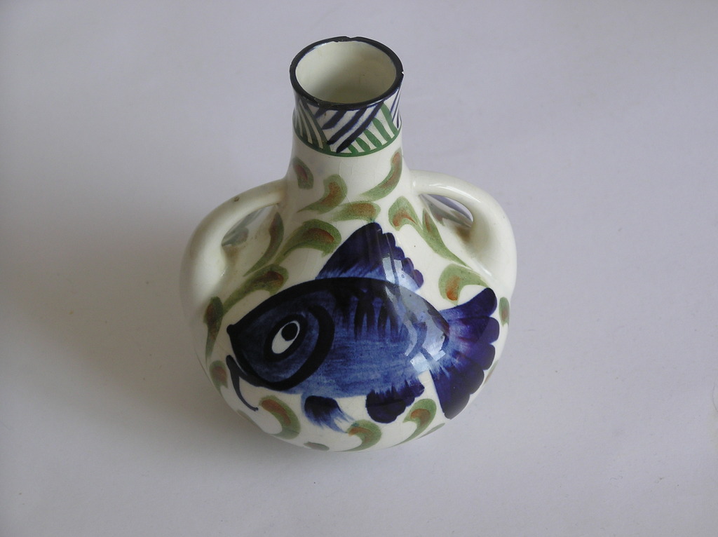 Art nouveau majolica amphoor vaasje kopen? Bied vanaf 5!
