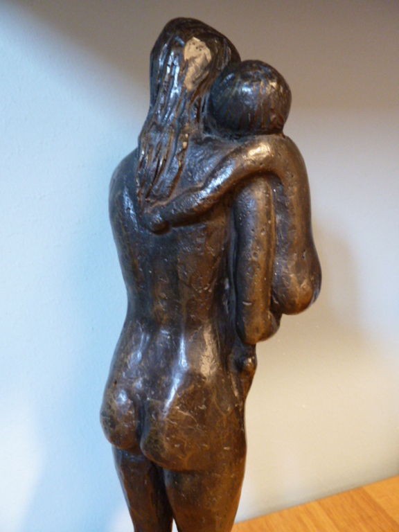 Massief bronzen beeld, Moeder en kind kopen? Bied vanaf 150!