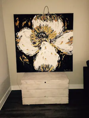 Lily Marneffe - Golden Jewel kopen? Bied vanaf 500!