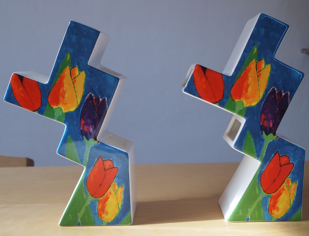 Janine Lokhorst voor Schoonhoven Keramiek - twee tulpenvazen kopen? Bied vanaf 30!