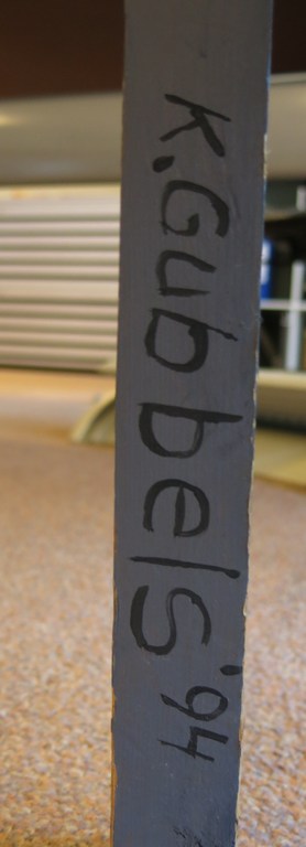 Klaas Gubbels: Zink en hout, Schaaktafel kopen? Bied vanaf 650!