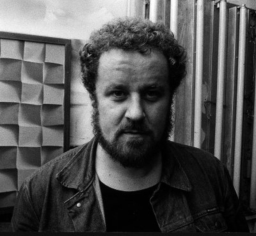 Volker Bussmann - Pyramide, zeefdruk kopen? Bied vanaf 50!