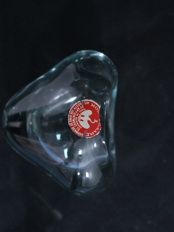 2 Hartvormige vaasjes van Holmegaard glaswerk + een ontwerp van Copier (Leerdam) kopen? Bied vanaf 50!