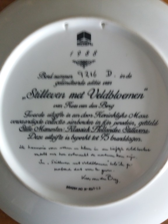 Sierbord Koninklijke MOSA Kees van den Berg - Stilleven met veldbloemen kopen? Bied vanaf 50!